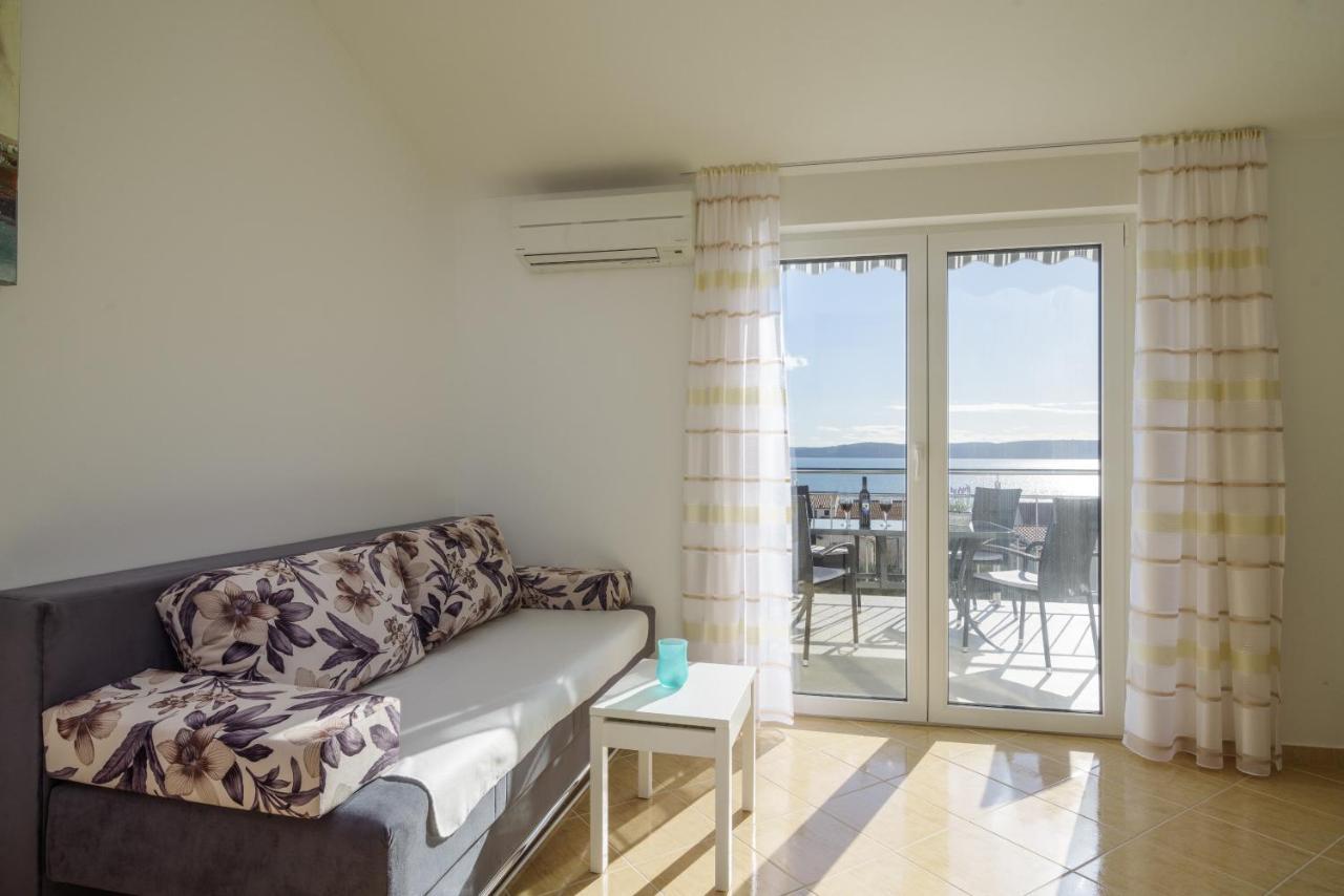 Apartmani Emil Trogir Exteriör bild