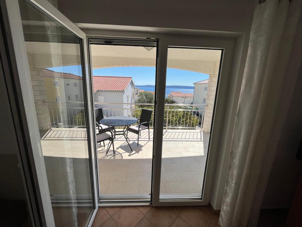 Apartmani Emil Trogir Exteriör bild