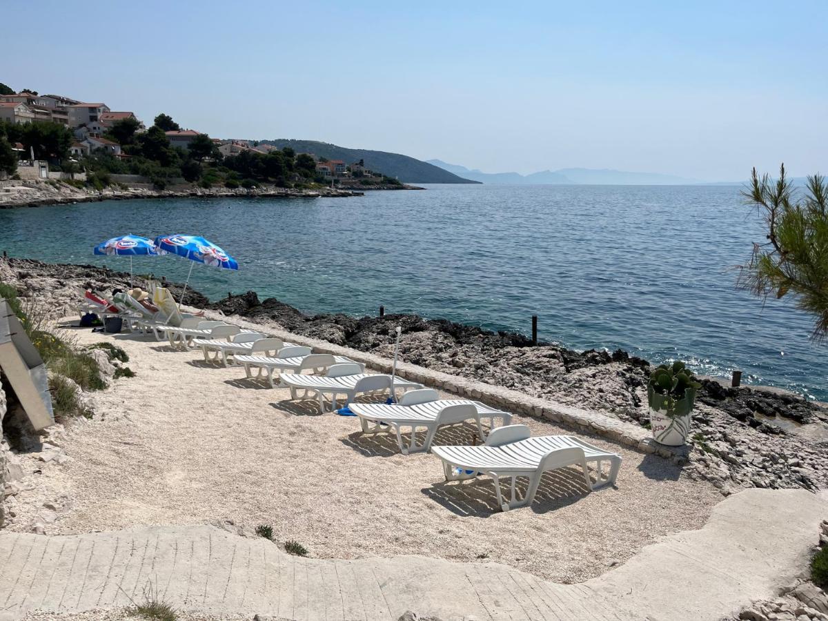 Apartmani Emil Trogir Exteriör bild