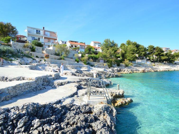 Apartmani Emil Trogir Exteriör bild